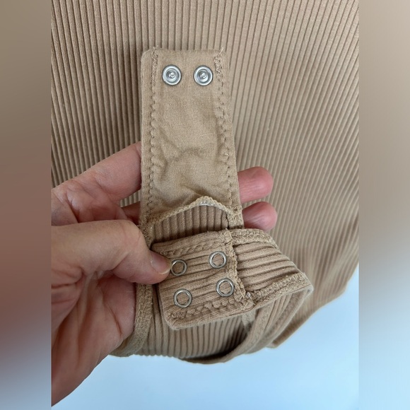 NWOT Calvin Klein bodysuit - Small - Picture 3 of 6